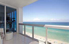 Меблированные двуспальные апартаменты с панорамным видом на океан в Майами-Бич, Флорида, США за 1 150 000 €