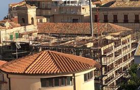 Квартира в Тропее, Италия за 250 000 €