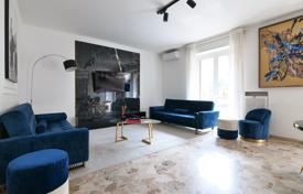 Квартира в Милане, Италия за $833 000