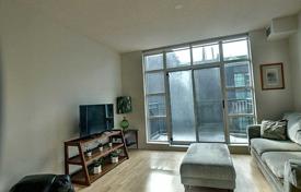Квартира на Куин-стрит-Запад, Олд Торонто, Торонто,  Онтарио,   Канада за C$964 000