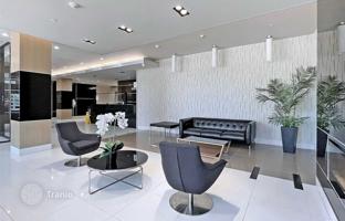 2-комнатная квартира в Норт-Йорке за C$750 000