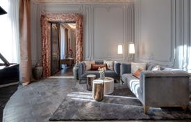 Роскошная классическая квартира в самом центре Рима, Италия за $31 000 в неделю