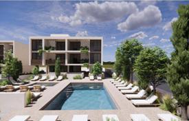 Новая резиденция с садом и бассейном, Эмба, Кипр за От 200 000 €