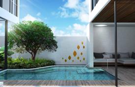 Просторная вилла с террасой, бассейном и садом в охраняемой резиденции, недалеко от пляжа, Сурин, Таиланд за $605 000