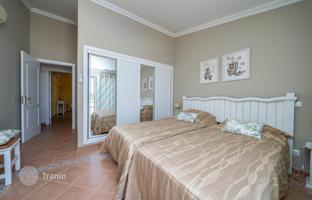 3-комнатный коттедж 220 м² в Каштру-Марине за 465 000 €