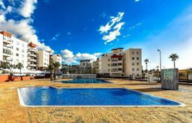 Четырёхкомнатная квартира с паркингом в Плае‑де-лас-Америкас, Тенерифе, Испания за 315 000 €