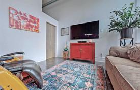 2-комнатная квартира в Лейк Шор Бульвар Запад, Канада за C$1 122 000