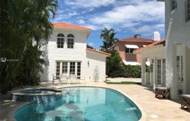 Комфортабельная вилла с садом, бассейном, парковкой и террасой, Майами, США за $1 800 000