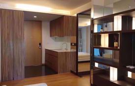1-комнатные апартаменты в кондо в Ваттхане, Таиланд за $153 000