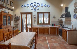 15-комнатное поместье 919 м² в Манчано за 1 380 000 €