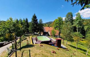 6-комнатный дом 260 м² в Приморско-Горанской жупании за 360 000 €