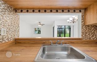 3-комнатная квартира в кондо 110 м² в Майами за $305 000