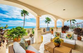Трехспальные солнечные апартаменты рядом с пляжем в Фишер Айленд, Флорида, США за $5 000 000