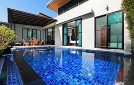Стильная вилла с бассейном в Раваи, Муанг Пхукет, Пхукет, Таиланд за $782 000