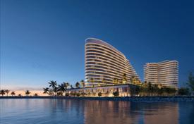 Новая резиденция на берегу моря с бассейном, собственным пляжем и спа-центром, Рас-эль-Хайма, ОАЭ за От $366 000