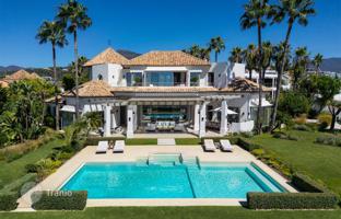 7-комнатная вилла 615 м² в Бенаависе за 10 800 000 €
