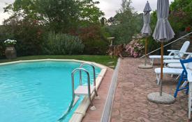 Двухэтажная вилла с бассейном и садом в Барберино Таварнелле, Тоскана, Италия за 720 000 €