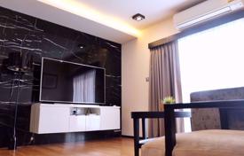 2-комнатные апартаменты в кондо в Ваттхане, Таиланд за $452 000