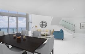 Двухэтажные светлые апартаменты на первой линии от океана, Санни-Айлс-Бич, Флорида, США за 3 117 000 €