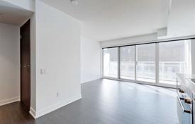 Квартира на Батерст-стрит, Торонто, Онтарио,  Канада за C$1 081 000