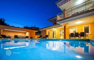 4-комнатный дом 550 м² в Ровине за 960 000 €