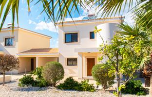 4-комнатная вилла 136 м² в Пафосе за 572 000 €