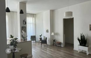 4-комнатная квартира 160 м² в Сабуртало за $288 000