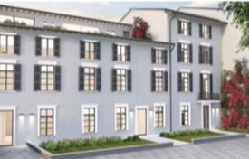 Апартаменты в новой резиденции с гаражом на первой береговой линии, Сало, Брешиа, Италия за 545 000 €