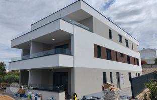 3-комнатная квартира 80 м² в Мандре за 325 000 €