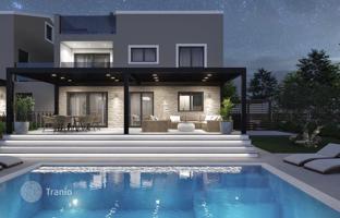 5-комнатный дом 151 м² в Порече за 590 000 €