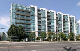 Квартира на Батерст-стрит, Торонто, Онтарио,  Канада за C$746 000