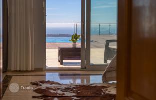 9-комнатная вилла 564 м² в Михасе за 1 900 000 €