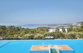 Элитная квартира 3+1 с панорамным видом на море в Акбюке за $145 000