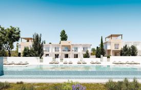 Потрясающий новый современный комплекс с таунхаусами и виллами в Колони — Пафос за 350 000 €