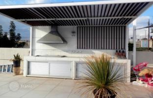 4-комнатный коттедж 350 м² в Ипсонасе за 1 150 000 €