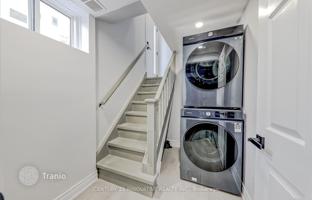 10-комнатный дом в Скарборо за C$1 945 000