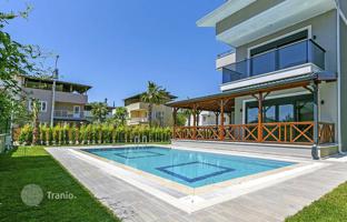4-комнатная вилла 240 м² в Кадрие за 24 988 000 TRY