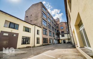 30-комнатный таунхаус 4 255 м² в Латгальском предместье за 1 500 000 €