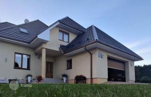 8-комнатный дом 300 м² в Дрейлини за 345 000 €