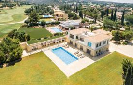 Элитная вилла с садом в жилом комплексе с бассейном, тренажерным залом и теннисным кортом, Пафос, Кипр за 2 700 000 €