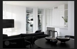 3-комнатная квартира 104 м² в Центральном районе за 395 000 €
