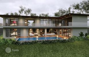 3-комнатная вилла 300 м² в Кедири за $698 000