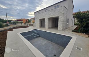 5-комнатный дом 176 м² в Малинске за 698 000 €