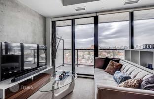 5-комнатная квартира на Ричмонд-стрит Запад за C$1 299 000