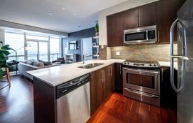 Квартира на Куин-стрит-Запад, Олд Торонто, Торонто,  Онтарио,   Канада за C$862 000