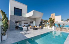 Вилла с частным садом, бассейном, гаражом и террасами, Сьюдад-Кесада, Испания за 475 000 €