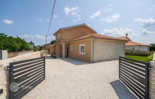 3-комнатный дом 186 м² в Канфанаре за 695 000 €