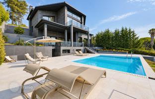 5-комнатный дом 772 м² в Барселоне за 4 900 000 €