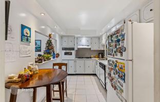 1-комнатная квартира в кондо 93 м² в Коллинз-авеню за $350 000