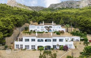 5-комнатная вилла 274 м² в Кальпе за 795 000 €
